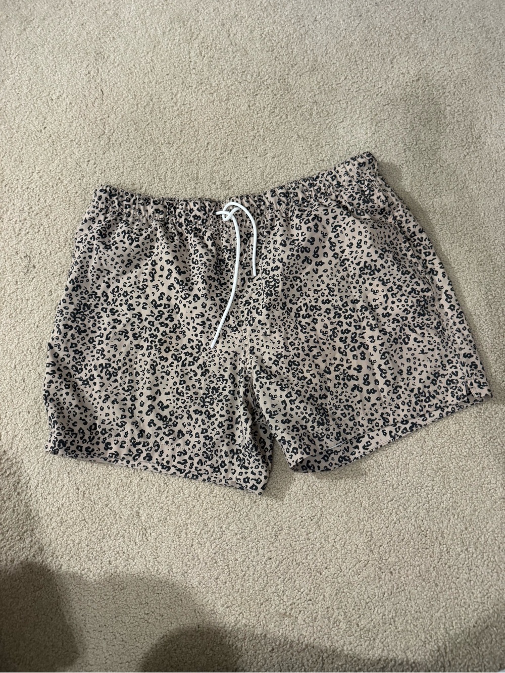 Abercrombie & Fitch Leopard Print Lounge Shorts - Beige & Black